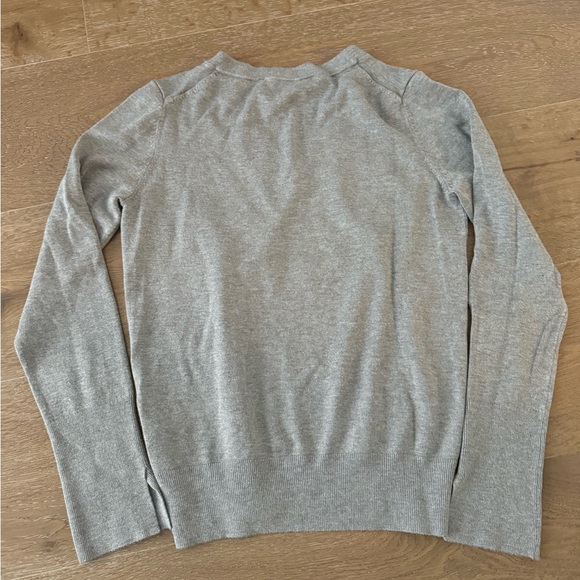 Zara V-Neck Sweater Small - Picture 5 of 5
